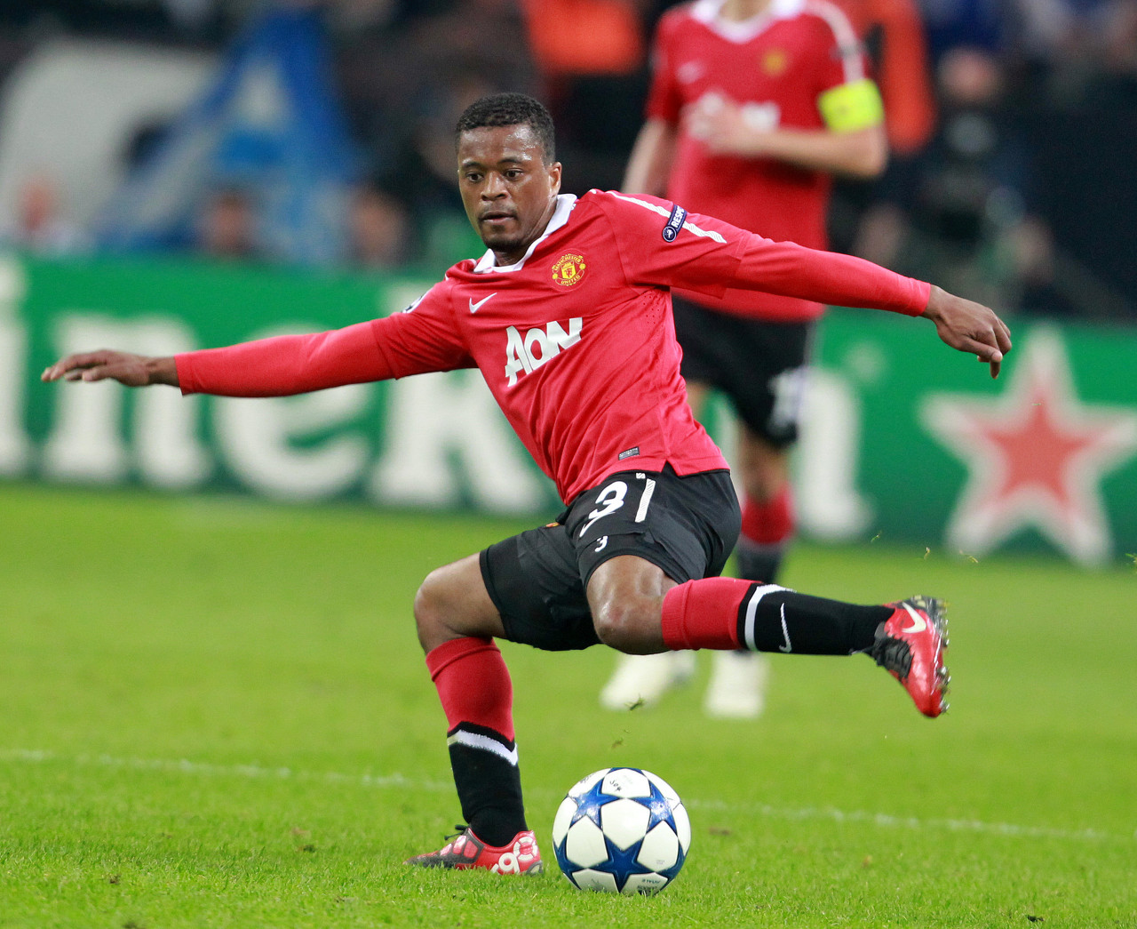 对两队阵容 对两队阵容